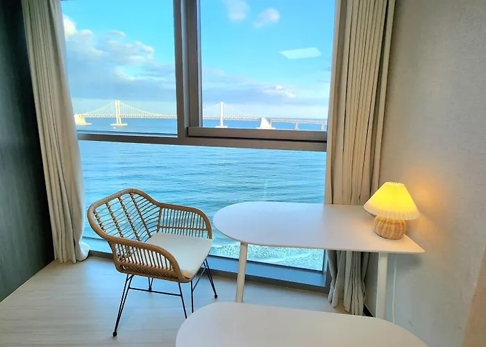 #busan #gwangalli #friendstrip #highfloorview #gwanganbridge